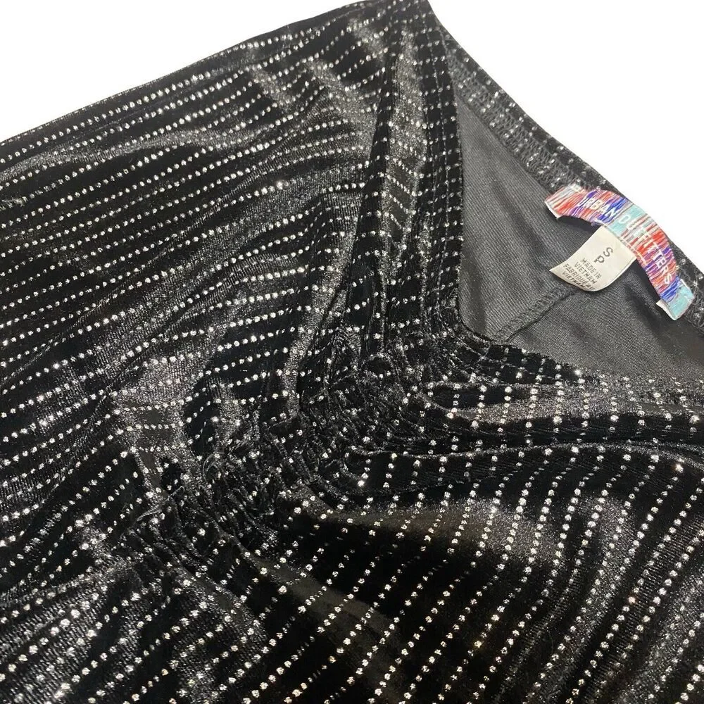 Urban Outfitters Black Sparkle Pull On Flare Pants Womens Size S Diamond V Front